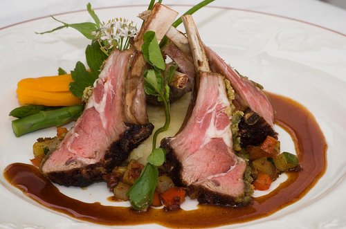 découvrez des ateliers culinaires à granby pour éveiller vos sens et apprendre à cuisiner de manière ludique. que vous soyez débutant ou passionné de cuisine, nos cours vous permettront d'explorer de nouvelles recettes et techniques avec des chefs expérimentés. participez à une expérience gourmande et conviviale!