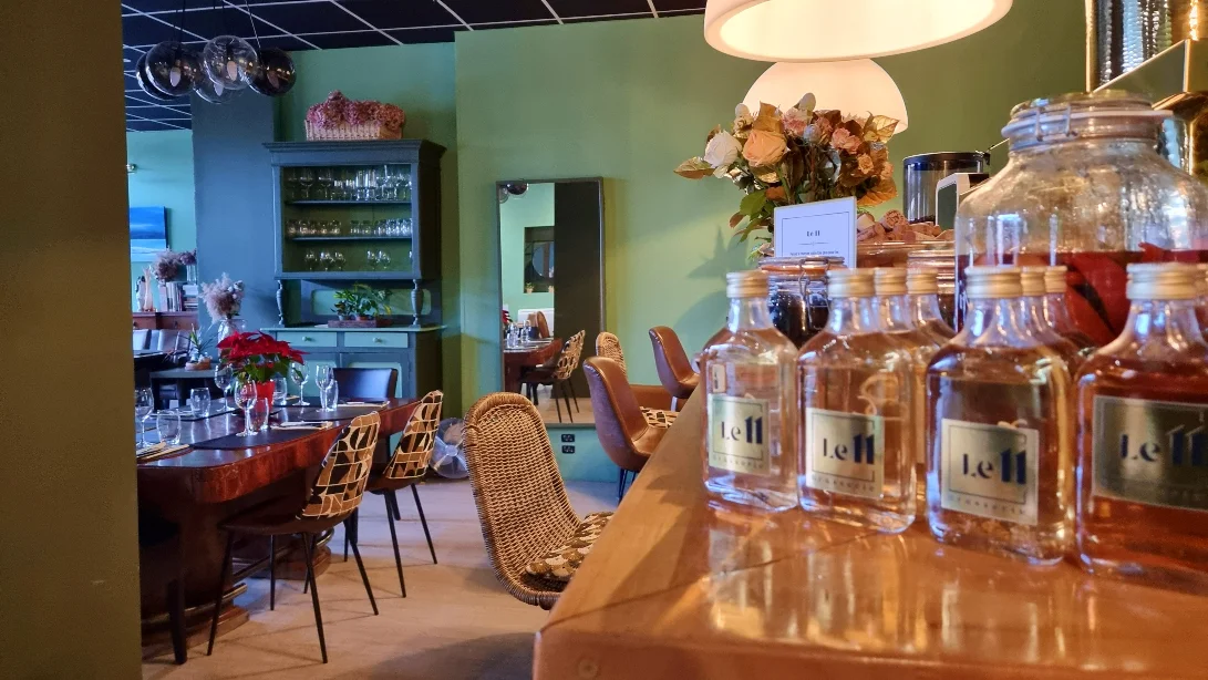 découvrez la brasserie de metz, un lieu incontournable où des femmes passionnées se consacrent à la cuisine. savourez des plats faits maison, préparés avec soin et créativité, dans une ambiance chaleureuse et conviviale. un voyage culinaire authentique au cœur de metz, alliant tradition et modernité.