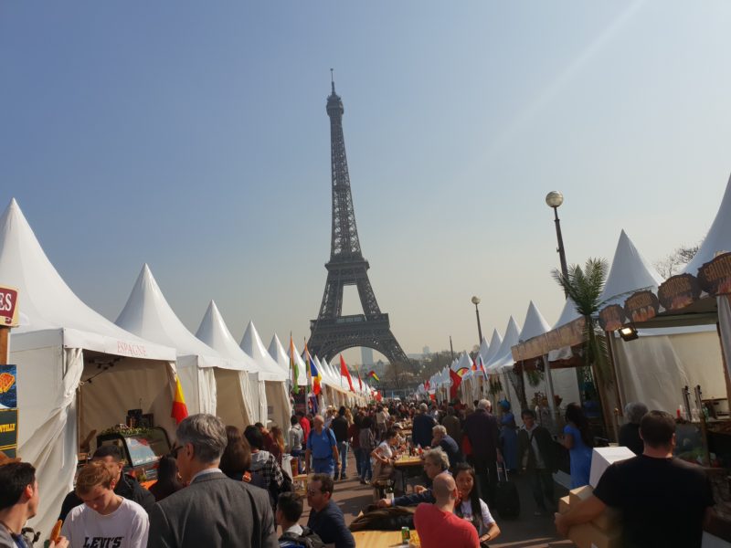découvrez le festival gastronomique à paris, une célébration de la cuisine française et internationale. rejoignez-nous pour déguster des plats exquis, rencontrer des chefs renommés et participer à des ateliers culinaires inoubliables dans la capitale de la gastronomie.