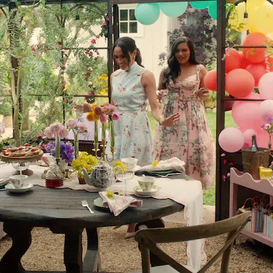 découvrez comment meghan markle se lance dans une aventure culinaire pleine de surprises, alliant créativité et défis culinaires. plongez dans l'univers de la duchesse et explorez ses recettes, ses inspirations et les tumultes de sa vie gastronomique.
