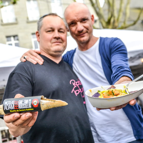 découvrez la scène culinaire d'olivier marie, un chef passionné qui sublime les saveurs à travers des plats innovants et raffinés. plongez dans son univers gastronomique et laissez-vous inspirer par ses créations uniques.