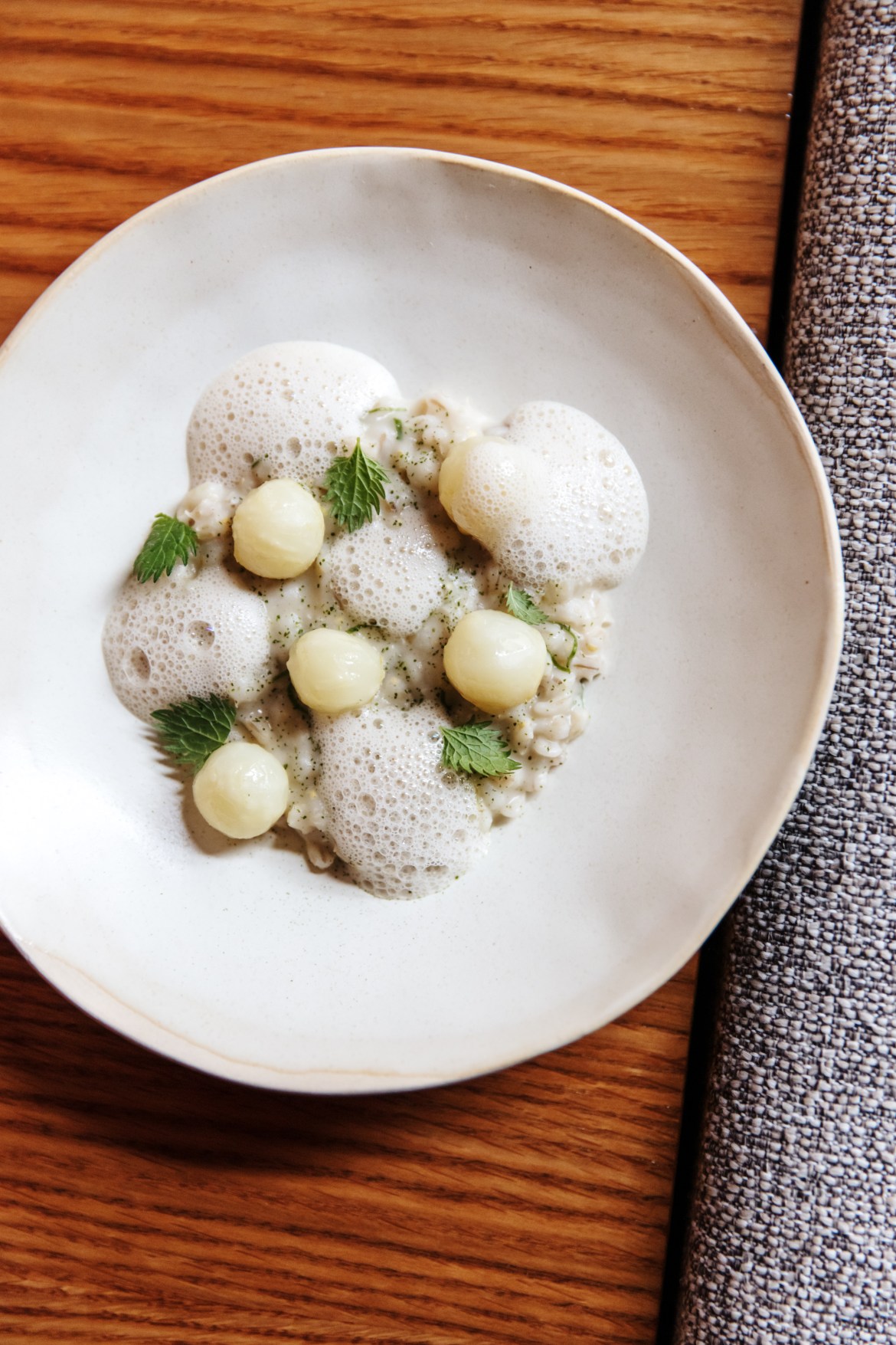 découvrez l'univers de valentina giacobbe, qui réinvente la cuisine éthique au cœur de ginko. plongez dans des recettes savoureuses et responsables, alliant traditions culinaires et respect de l'environnement.