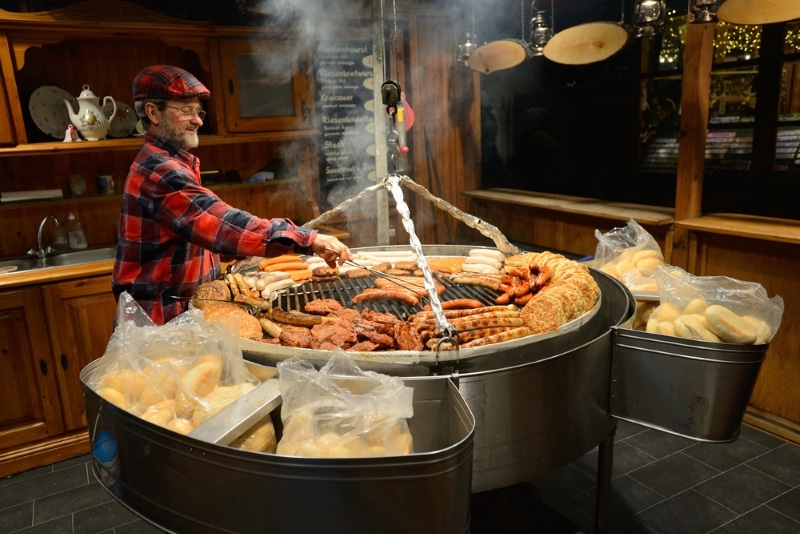 découvrez le meilleur du tourisme gastronomique en europe : parcourez les saveurs authentiques, explorez les marchés locaux et savourez des plats traditionnels dans les plus belles régions culinaires du continent. une aventure gourmande qui éveille vos sens!