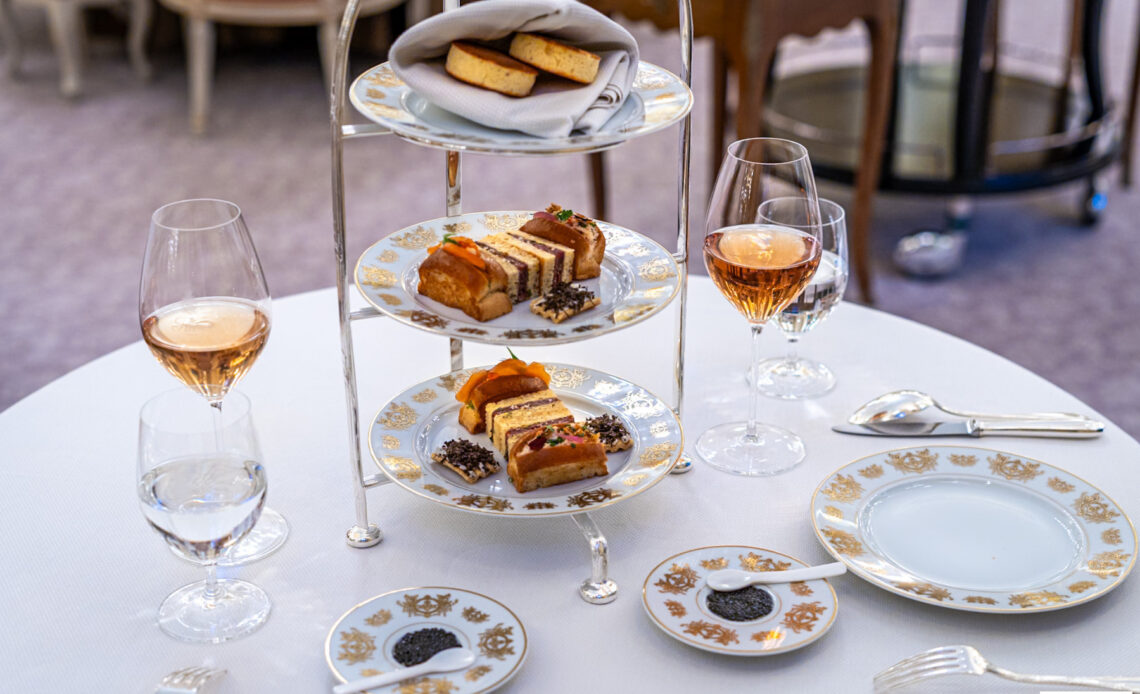 découvrez la gastronomie impériale à paris, un voyage culinaire unique qui allie tradition et innovation. savourez des plats raffinés inspirés des grandes dynasties, dans un cadre exceptionnel au cœur de la capitale. une expérience inoubliable pour les amateurs de cuisine d'exception.