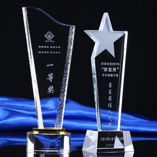 découvrez le trophée cristal 2025, une récompense prestigieuse qui célèbre l'excellence et l'innovation dans divers domaines. rejoignez-nous pour célébrer les talents émergents et les réalisations remarquables de cette année mémorable.