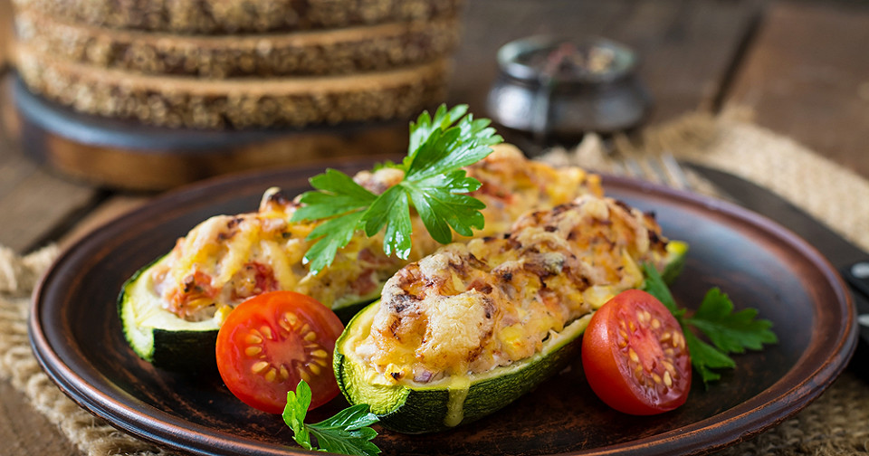 découvrez 5 recettes faciles et savoureuses de batch cooking pour le mois d’août, idéales pour préparer vos repas à l’avance et profiter de l’été sans stress en cuisine.