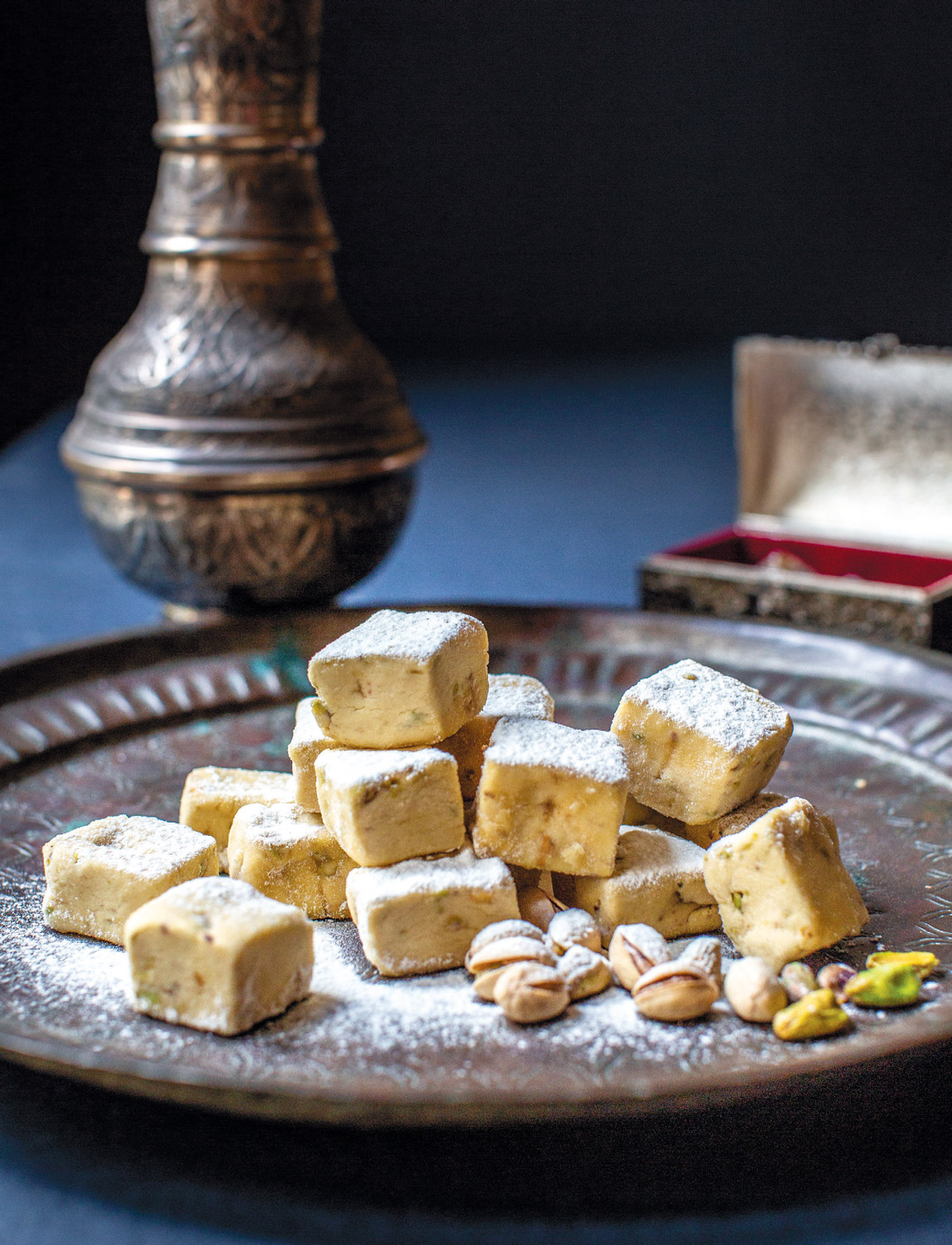 découvrez les saveurs authentiques de la cuisine irakienne avec notre sélection de desserts traditionnels : recettes, ingrédients typiques et astuces pour réussir ces douceurs orientales chez vous.