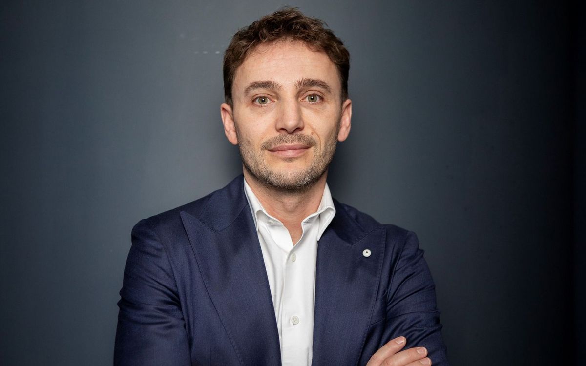 découvrez la récente nomination du nouveau directeur de la restauration chez silversea, une marque reconnue pour l'excellence de ses croisières de luxe. parcourez les détails du parcours professionnel, des ambitions et des futures innovations culinaires prévues à bord.