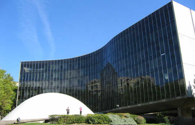 découvrez le nouveau siège de jpl flavours, un espace moderne dédié à l’innovation et à la création d’arômes uniques, alliant performance, convivialité et respect de l’environnement.