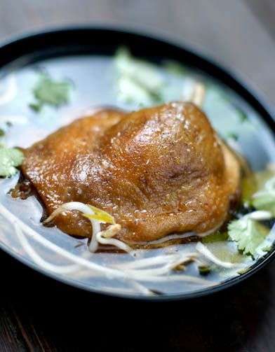découvrez la recette savoureuse de canard au gingembre : un plat raffiné alliant tendreté du canard et saveurs épicées du gingembre. idéal pour surprendre vos convives lors d’un repas gourmand.