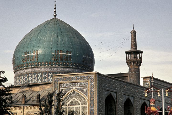 découvrez la richesse du patrimoine culinaire d'ispahan en iran : une immersion dans ses traditions gastronomiques, ses plats emblématiques et ses saveurs uniques qui font de cette ville une référence de la cuisine perse.
