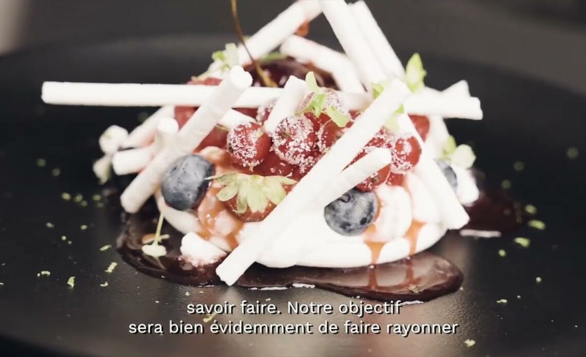découvrez la gastronomie à rouen : spécialités normandes, restaurants incontournables, marchés locaux et expériences culinaires authentiques au cœur de la normandie.