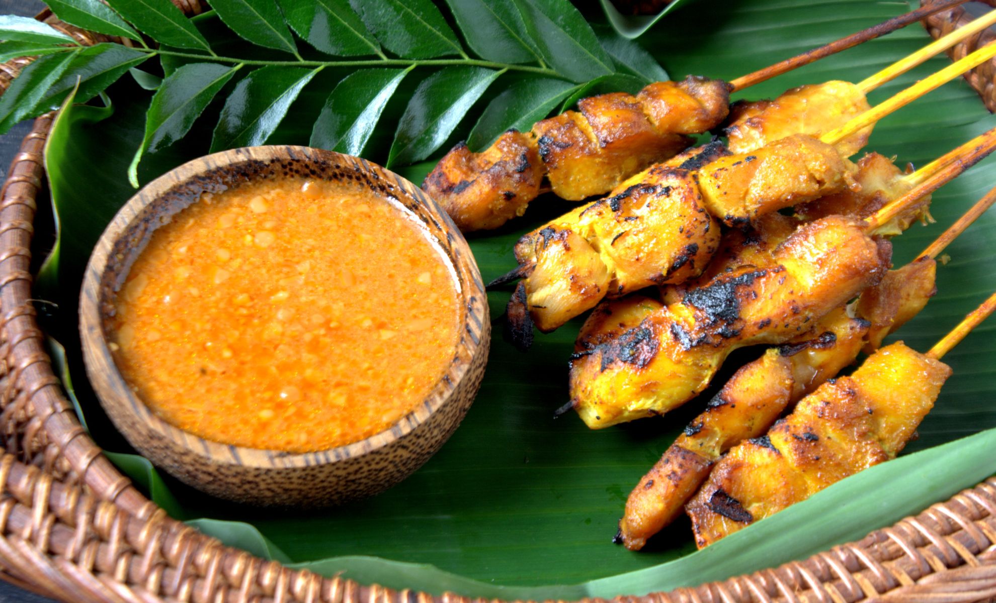 découvrez l'écotourisme culinaire en malaisie et en australie : explorez des saveurs authentiques, des expériences durables et des traditions locales lors de vos voyages éco-responsables.