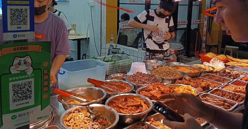participez au festival de gastronomie à bakou le 11 octobre et découvrez une variété de saveurs locales et internationales, animations culinaires et dégustations uniques dans une ambiance festive !