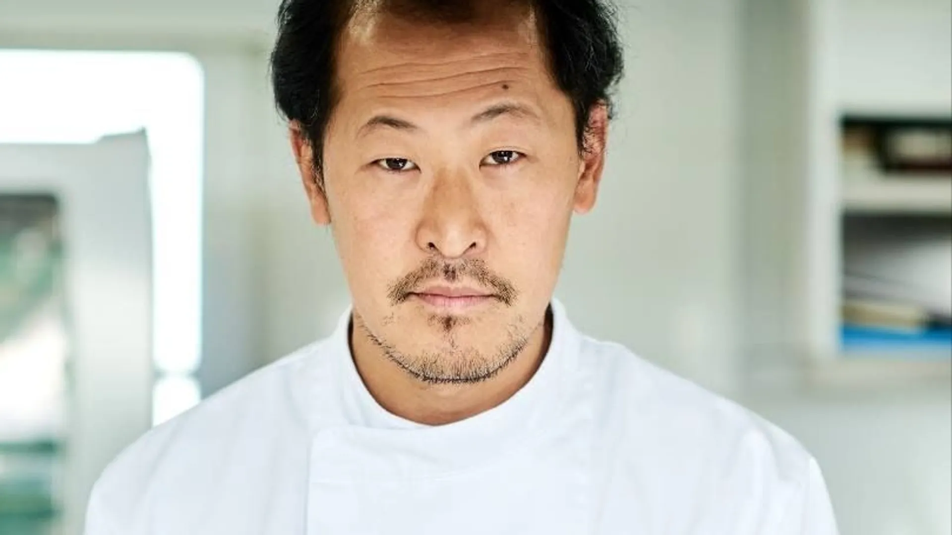 découvrez l'actualité des chefs : archives détaillées et temps forts pour suivre leurs parcours et innovations culinaires.