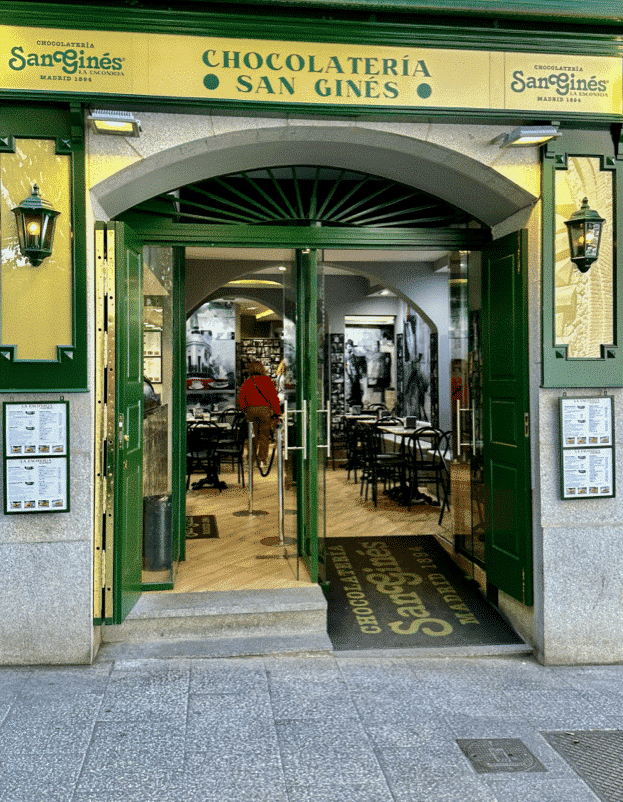 découvrez un centre culinaire en espagne : ateliers de cuisine, dégustations, apprentissage des spécialités espagnoles et expériences gastronomiques uniques. idéal pour passionnés et curieux de gastronomie.