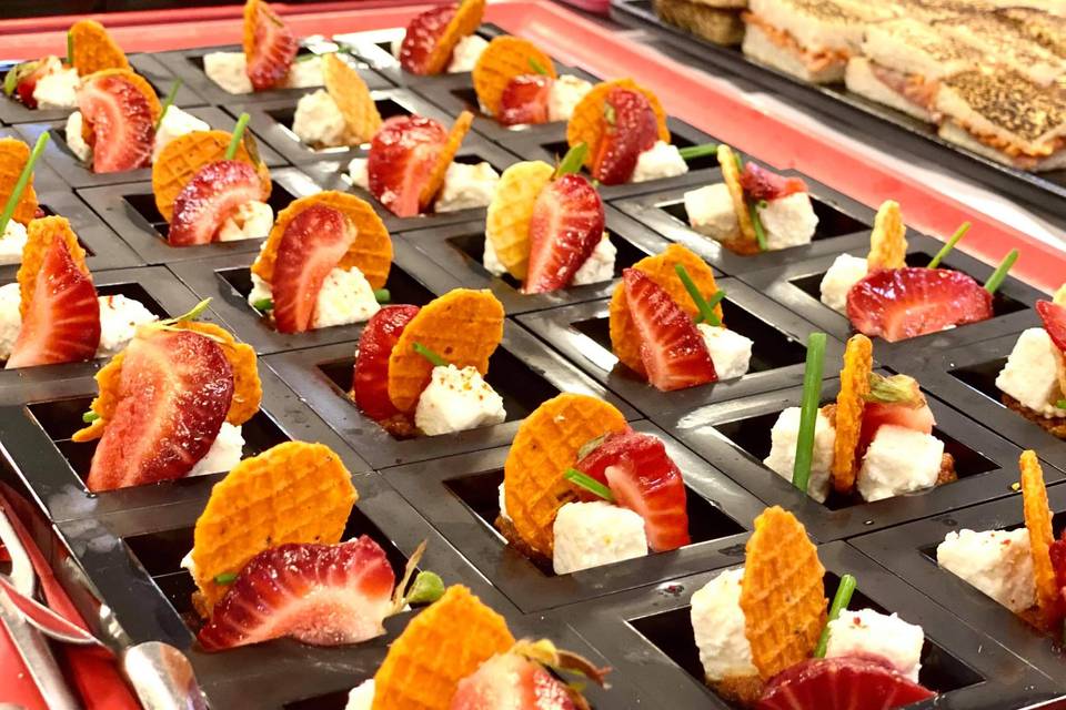 découvrez l'excellence culinaire célébrée à travers des saveurs raffinées et des recettes d'exception qui raviront tous les gourmets.