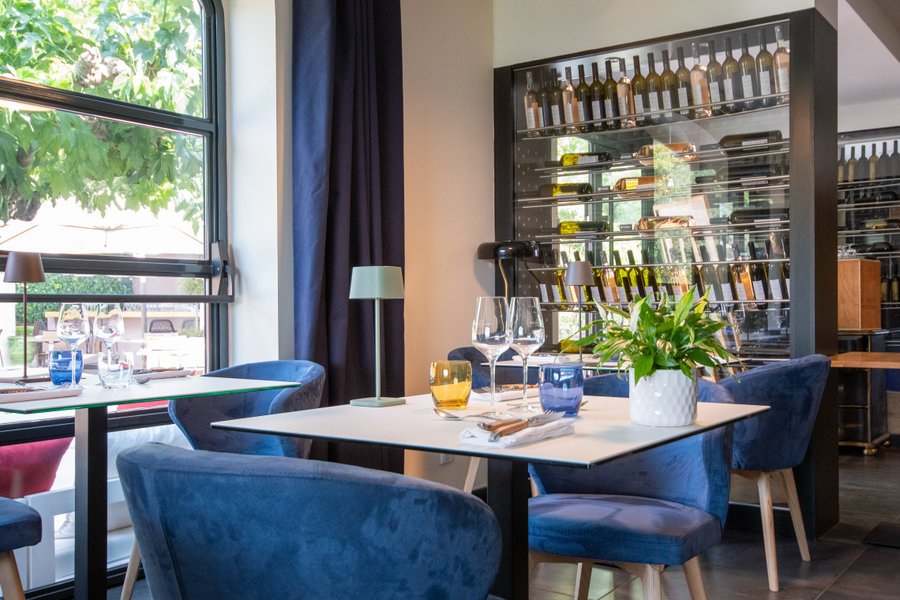 découvrez le domaine du colombier : une table étoilée offrant des nouveautés gourmandes alliant tradition et créativité pour un repas d'exception.